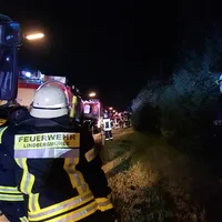 einsatz_2020-08-06_brand_lagerhalle_frauenau_03.jpg
