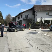 einsatz_2022-02-27_vu_pkw_kreuzung_lindbergmuhle-reg_8-reg_10_02.jpg