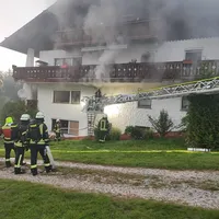 Einsatz_2023-09-15_Wohnungsbrand_Lehen_05.jpeg