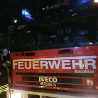 einsatz_2020-08-06_brand_lagerhalle_frauenau_02.jpg
