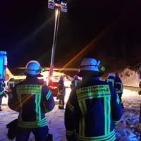 einsatz_2020-02-29_hubschrauberlandeplatz_ausleuchten_ludwigsthal_02.jpg