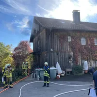 Einsatz_2023-10-25_Zimmerbrand_Lindberg_01.JPEG